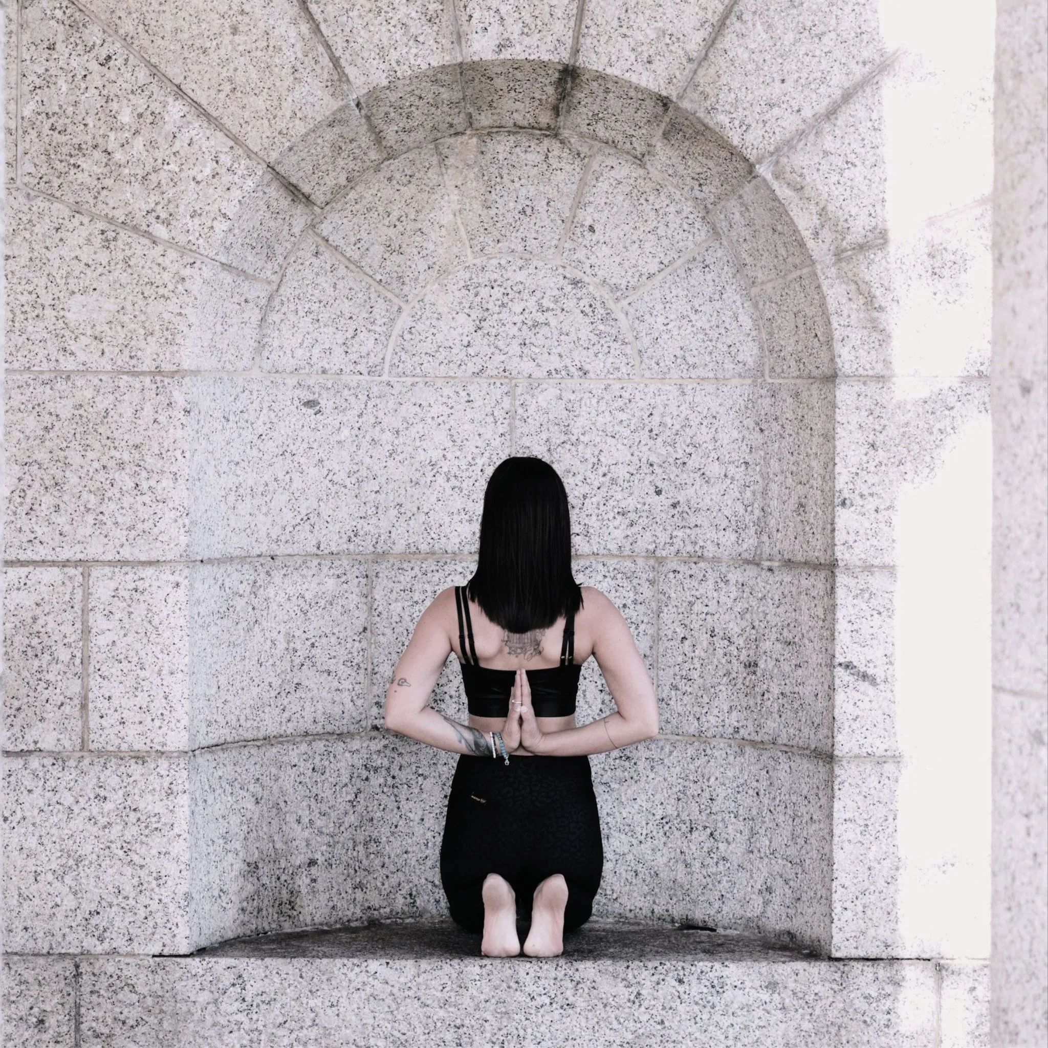 AR-21-despiritualisation-C1.jpg